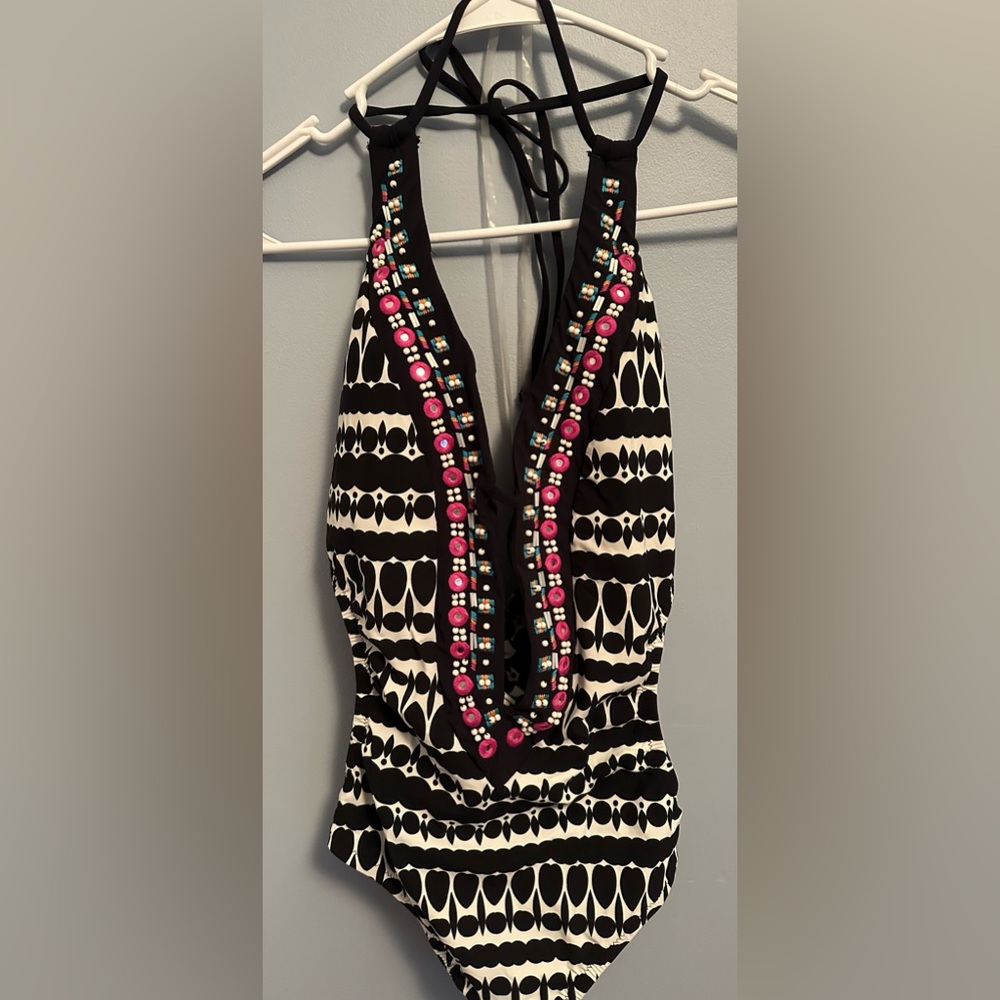 Nanette Lenore Grand Bazaar One Piece Swimsuit NWT - Picture 3 of 4
